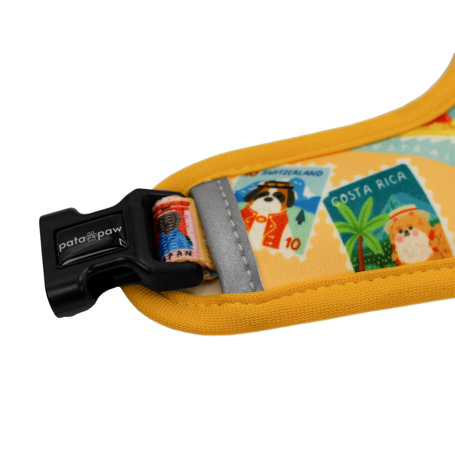 Pata Paw traveling pups reversible harness showing the buckle of harness.