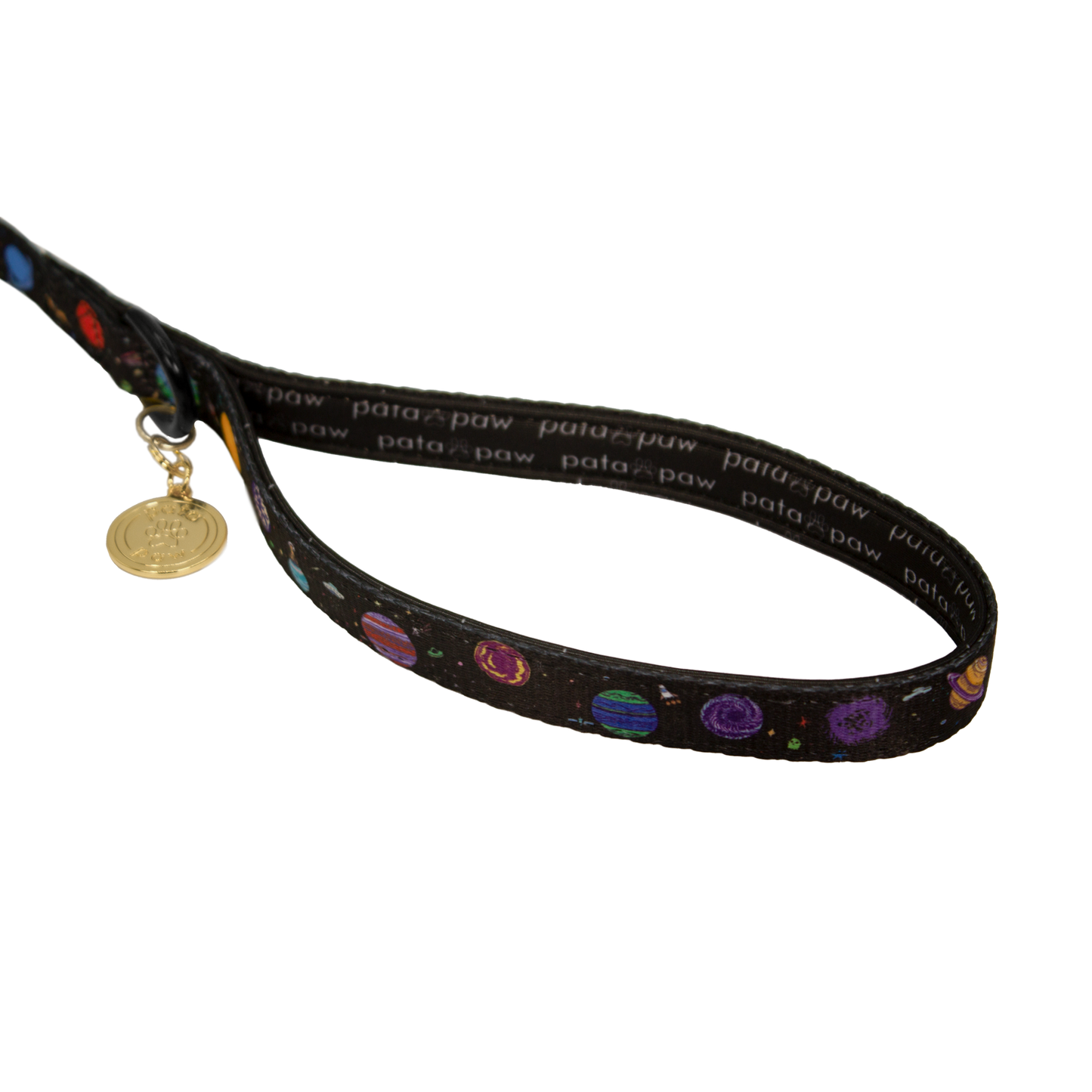 pata paw space explorer leash showing signature handle, metallic ring to attach a poop bag holder and golden paw medal